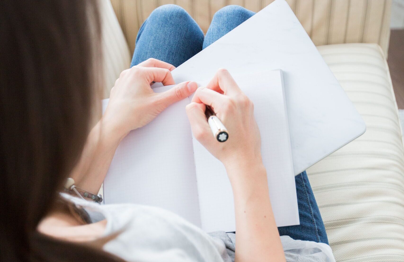 When is the ideal time to start writing a resume? Hastings Resume's Guide to Crafting an Outstanding Resume